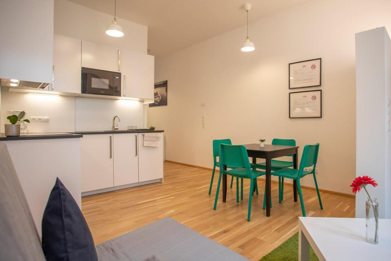 Urban I No Stairs I 24h Contactless Check-in Apartment Innsbruck